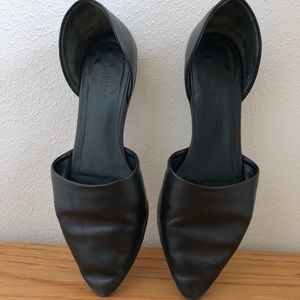 Vince Black D’Orsay Flats